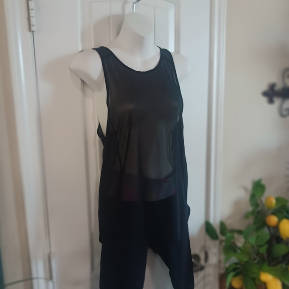 Lululemon 2 PC Set - Picture 6 of 8